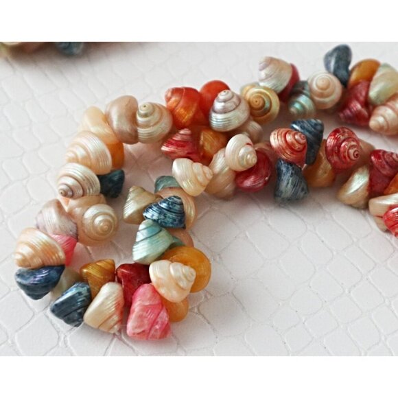 Vintage Hawaiian Lei Iridescent Trochus Shell Hawaiian Lei Necklace 76" long - Picture 3 of 4